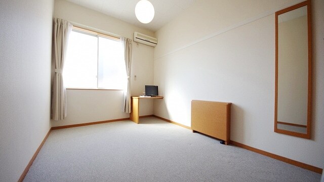 レオパレスバイオレットの物件内観写真