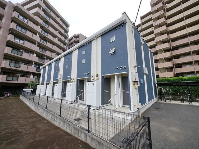 レオネクストフィエールIIの物件外観写真