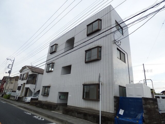 レインボーロッジの物件外観写真