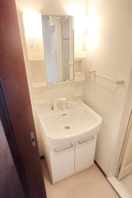 メゾンルミエールの物件内観写真