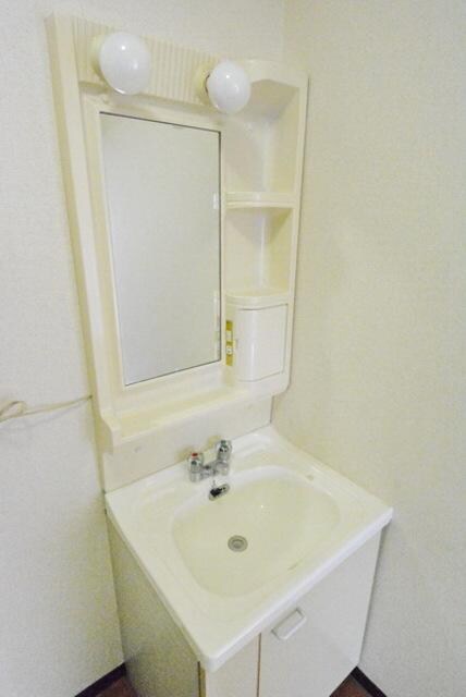 グランデュール松原の物件内観写真