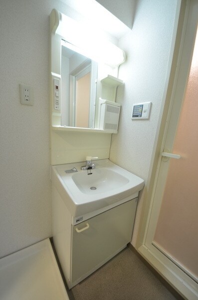 グランシャリオ国立の物件内観写真