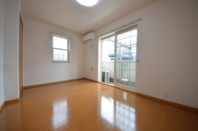 プリムヴェール国立の物件内観写真