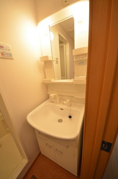 プリムヴェール国立の物件内観写真