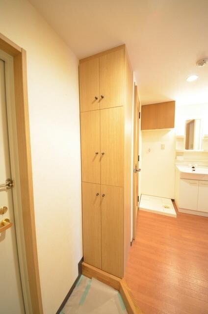 フォーリアの物件内観写真