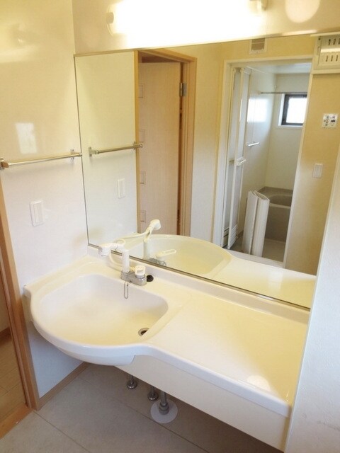 花水木Ｆ棟の物件内観写真