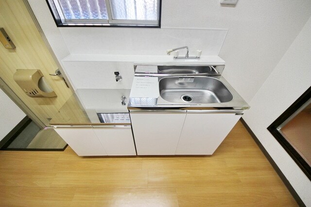 フォーブル関の物件内観写真