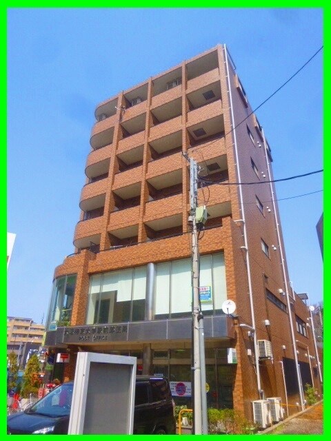 リヴェールイノウエの物件外観写真