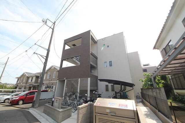 クレイノスターIIIの物件外観写真