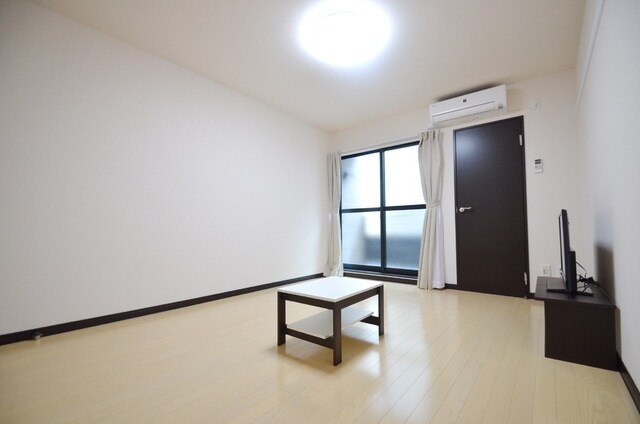 レオネクストゼフィールの物件内観写真