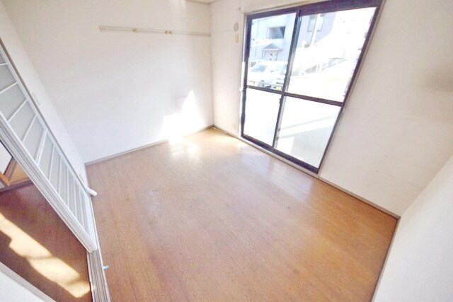 ヴァンベール東川口　Vの物件内観写真