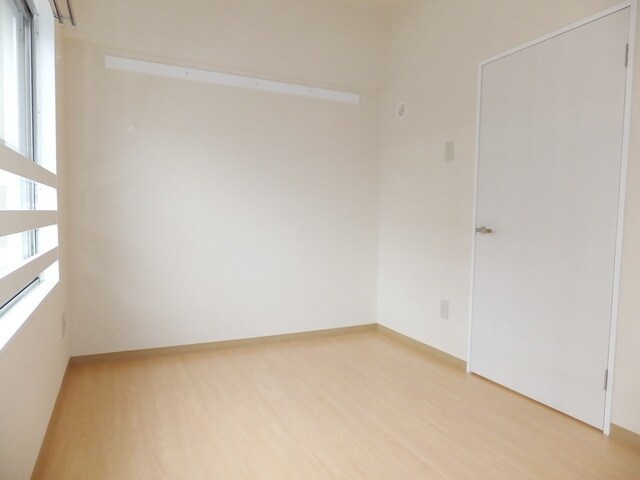 ジュネス桜田の物件内観写真