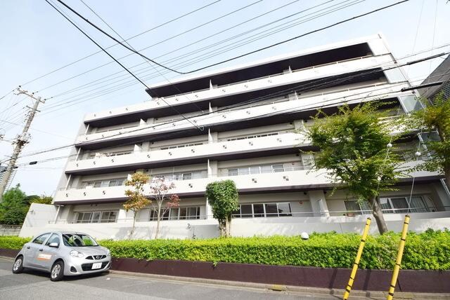 アーバンディラ蕨の物件外観写真