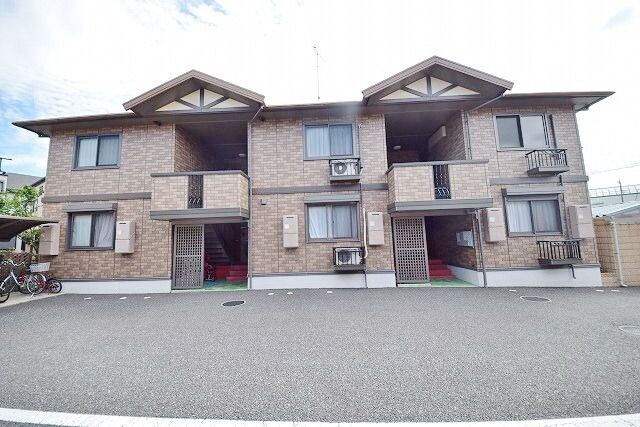 リリー坂下Ｂの物件外観写真