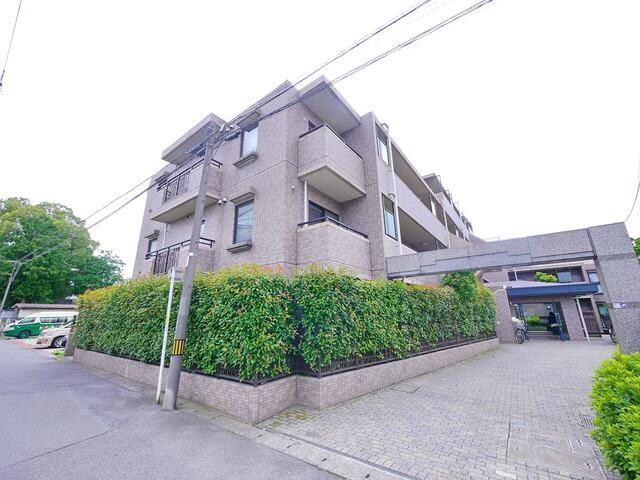 エルスタンザ北浦和の物件外観写真