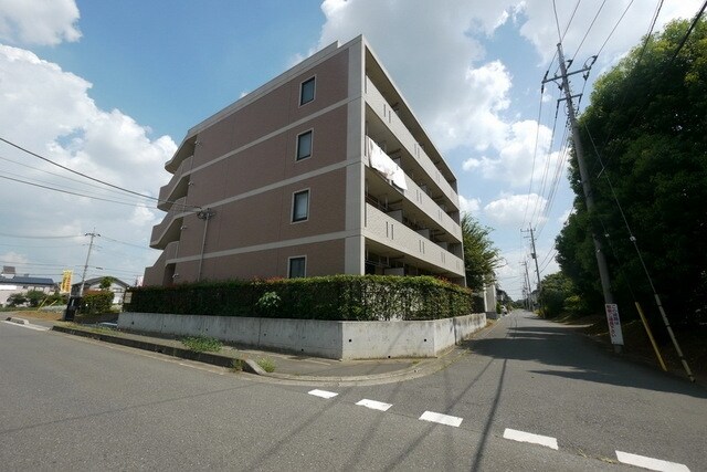 ブリアンコリーヌの物件外観写真