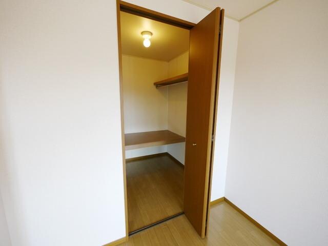 グリーンコート弐番館の物件内観写真