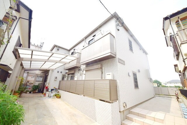 ルピナスの物件外観写真