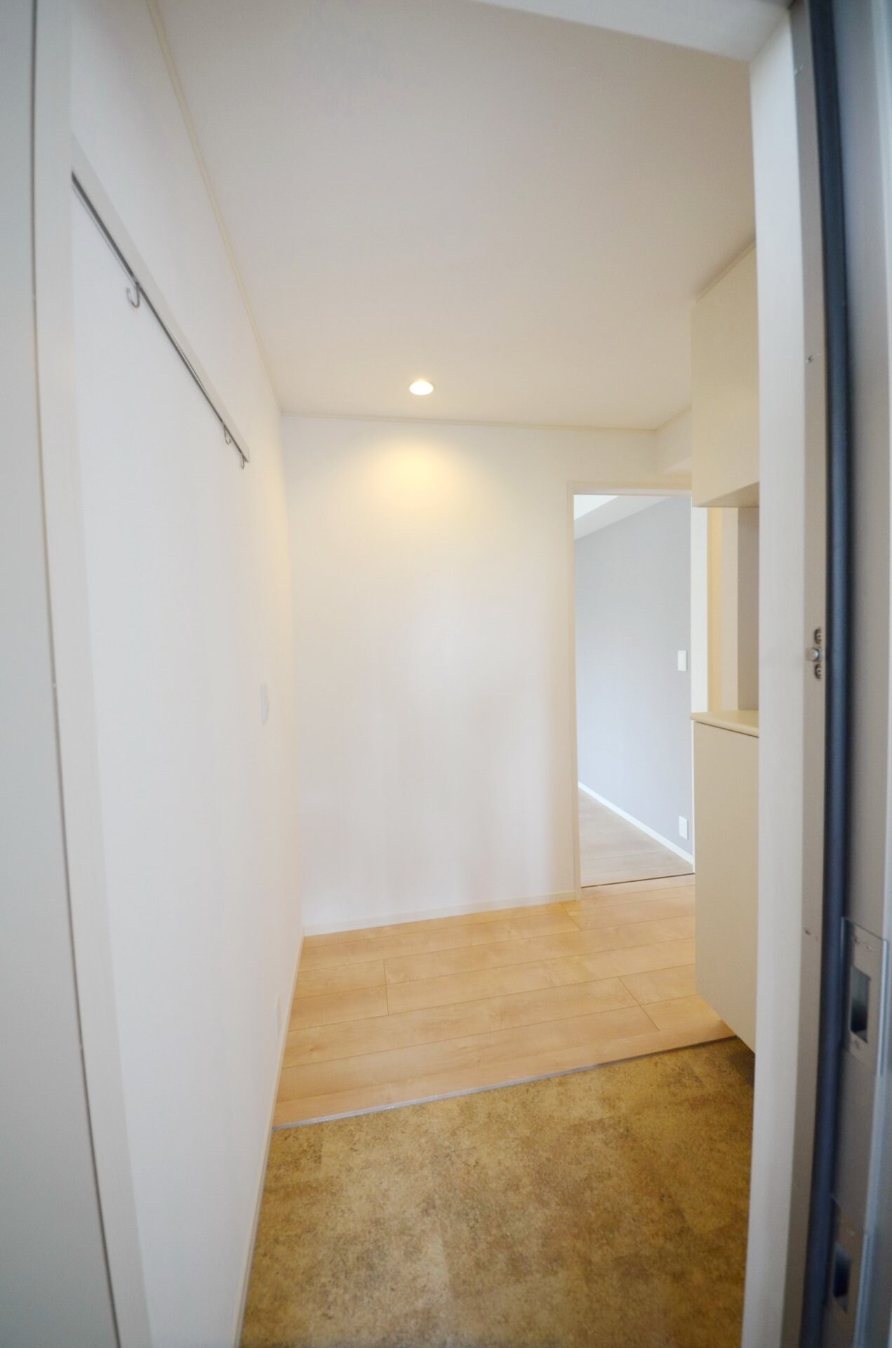 メゾンソレイユ2の物件内観写真