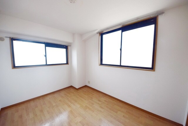 サンプレミール浦和の物件内観写真