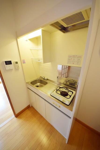 中央コータース二番館の物件内観写真