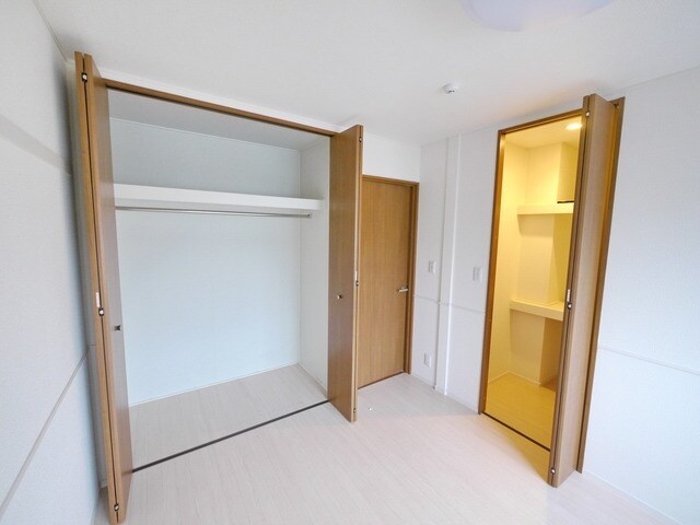 ハイツシェーンVの物件内観写真