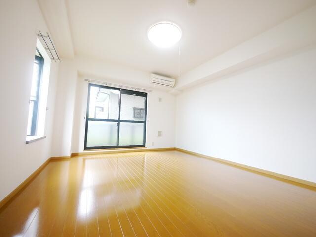 エスポワール参番館の物件内観写真