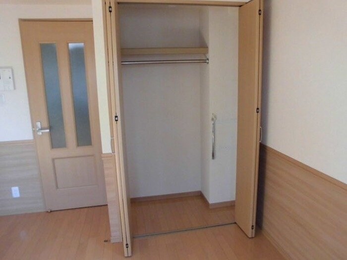 ウィスタリアの物件内観写真