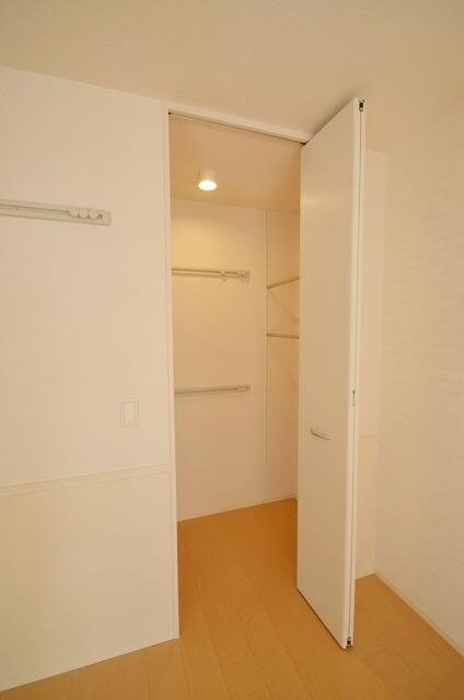 ロイヤルローズの物件内観写真