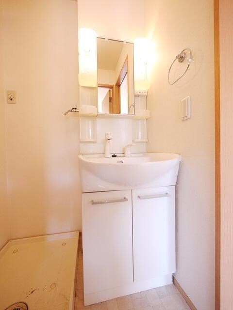 リュイール IIの物件内観写真