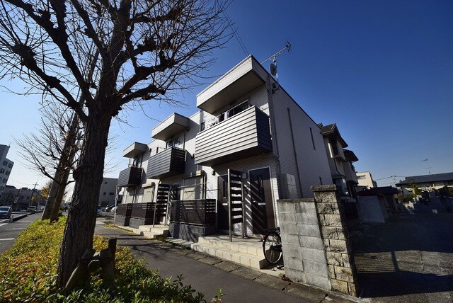 サンモール三郷の物件外観写真