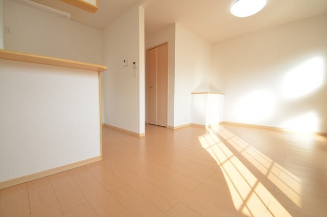 サニーレジデンスの物件内観写真