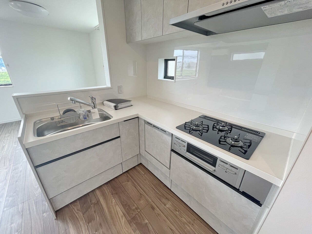 川口里Ａ棟の物件内観写真