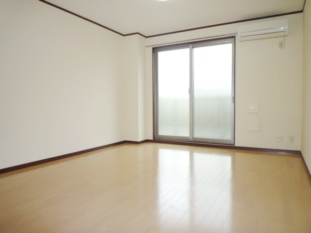 アンプルールフェールＴｈｅＥａｒｔｈの物件内観写真