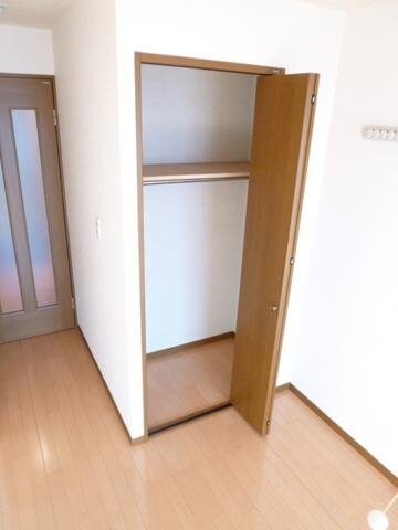 フローレス六番館９１３７２９の物件内観写真