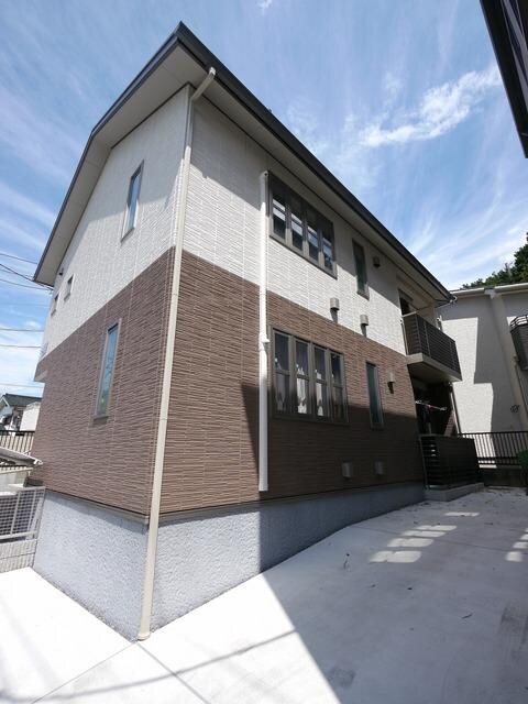 Ａｖｅｎｉｒの物件外観写真