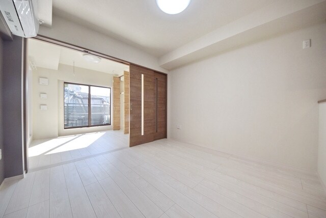 パルナシウスの物件内観写真