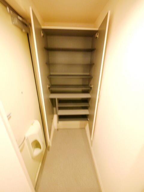 ロブレコートの物件内観写真