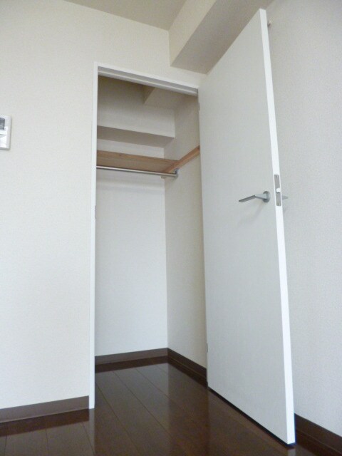 エストタウンＷａｒａｂｉの物件内観写真