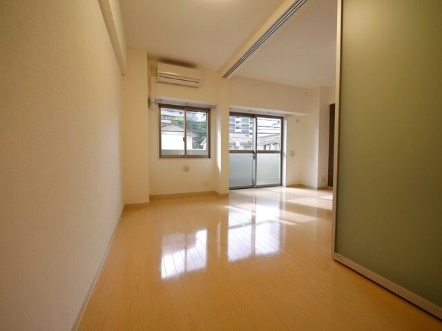 リリー・ラ・アルディスの物件内観写真