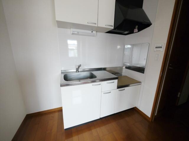 グリーンプラザ岸町　９１４９９４の物件内観写真