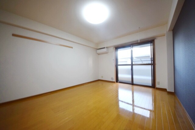 ロイヤルハイツＦＵＪＩの物件内観写真