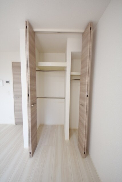 ホワイトヴィラの物件内観写真