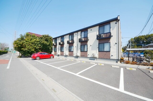 レオネクストヴァルハラの物件外観写真