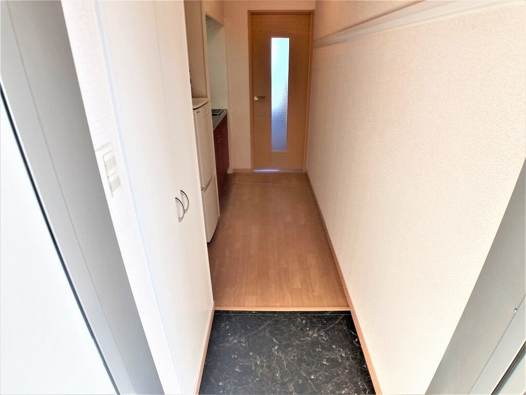 レオパレスエミールプラザの物件内観写真