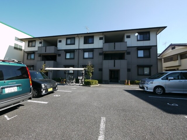 グリーンパーク堀之内の物件外観写真