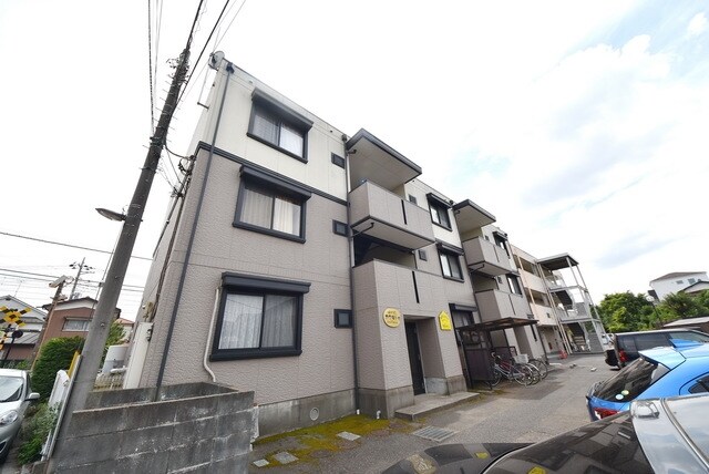 ベルメゾンかわもとの物件外観写真