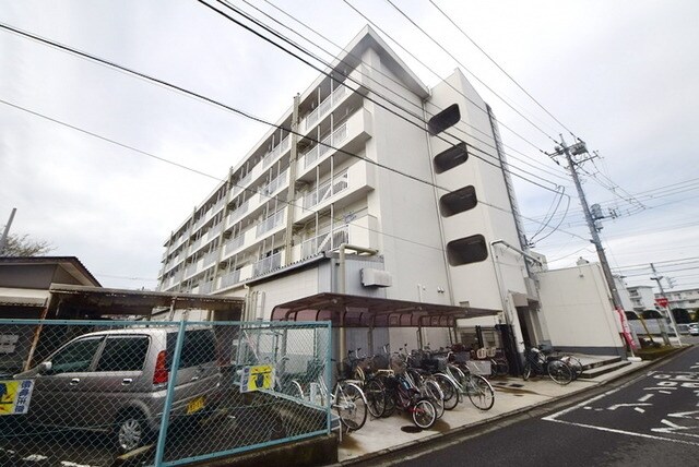 上尾根貝戸団地８号棟の物件内観写真