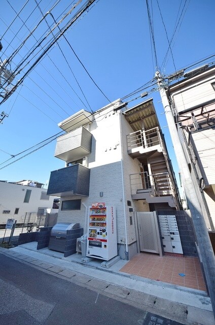 プリムス大宮の物件外観写真