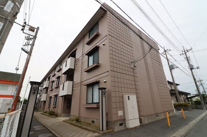 サンヴィレッジ本宿の物件外観写真